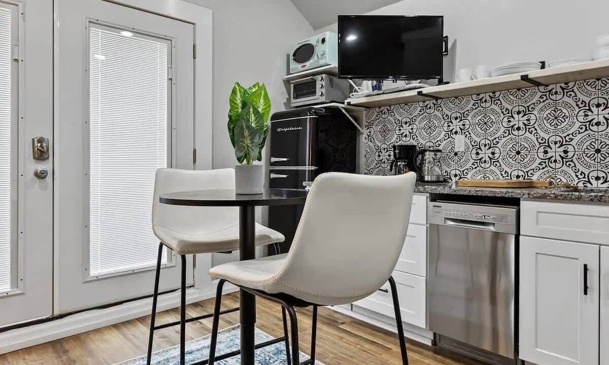 Photo of Kitchen in Regis