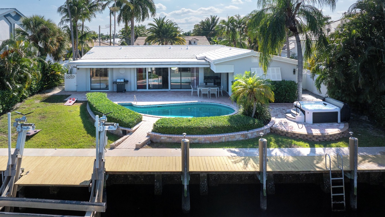 Photo of Outdoor in Lighthouse Point