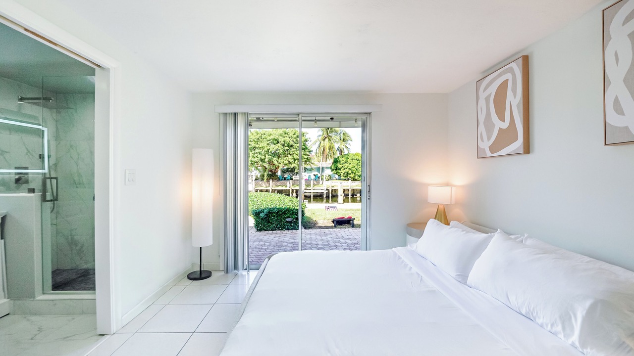 Photo of Bedroom in Lighthouse Point