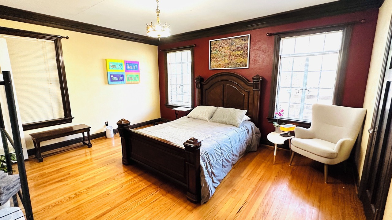 Photo of Bedroom in Ada