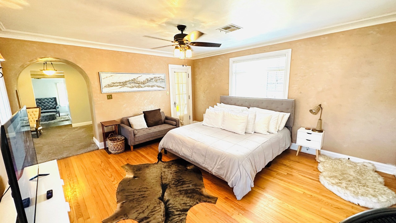Photo of Bedroom in Ada