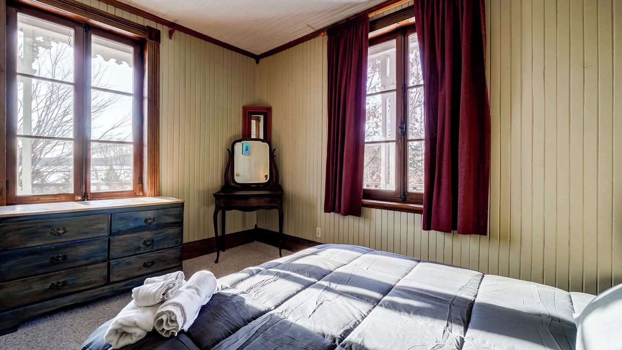 Photo of Bedroom in Lac-des-Plages