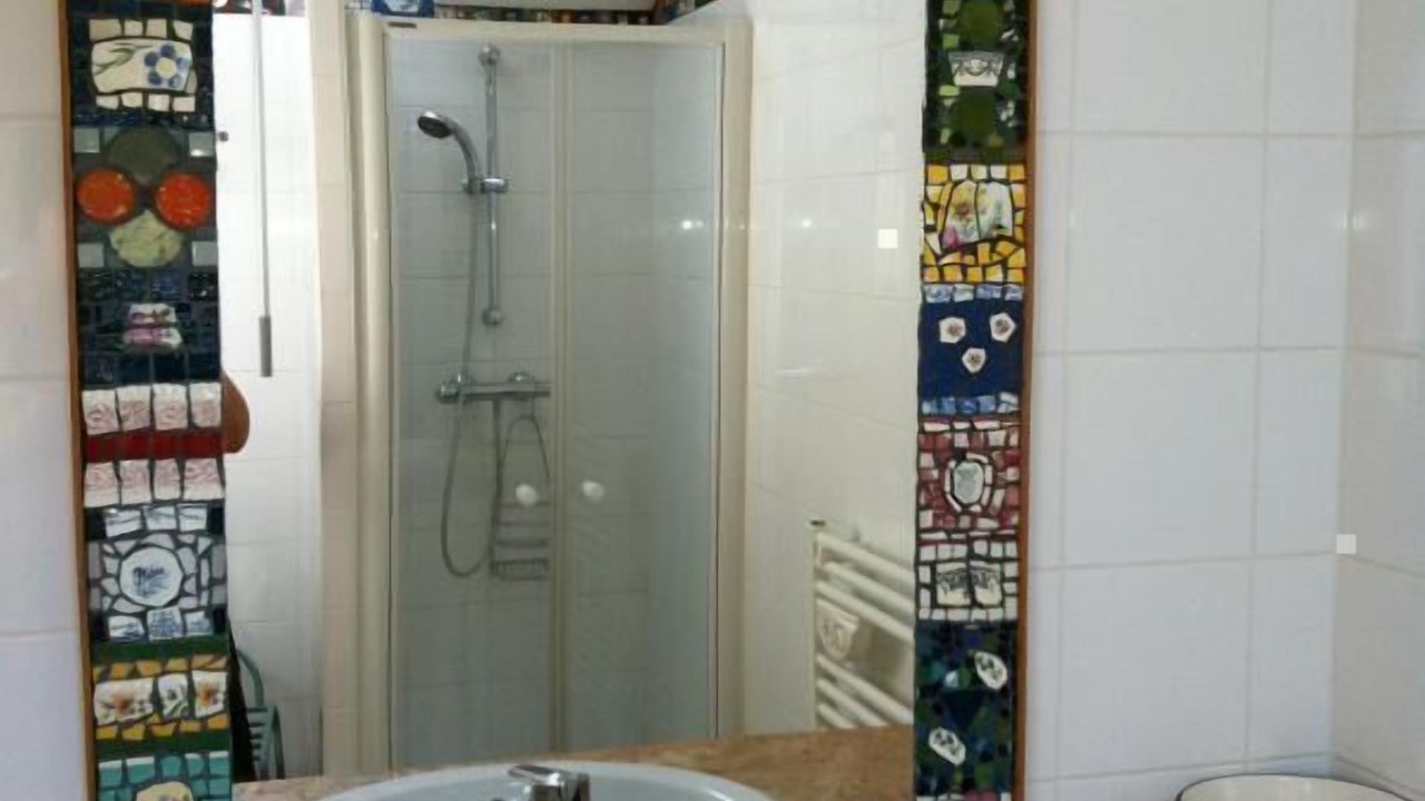 Photo of Bathroom in Mancey