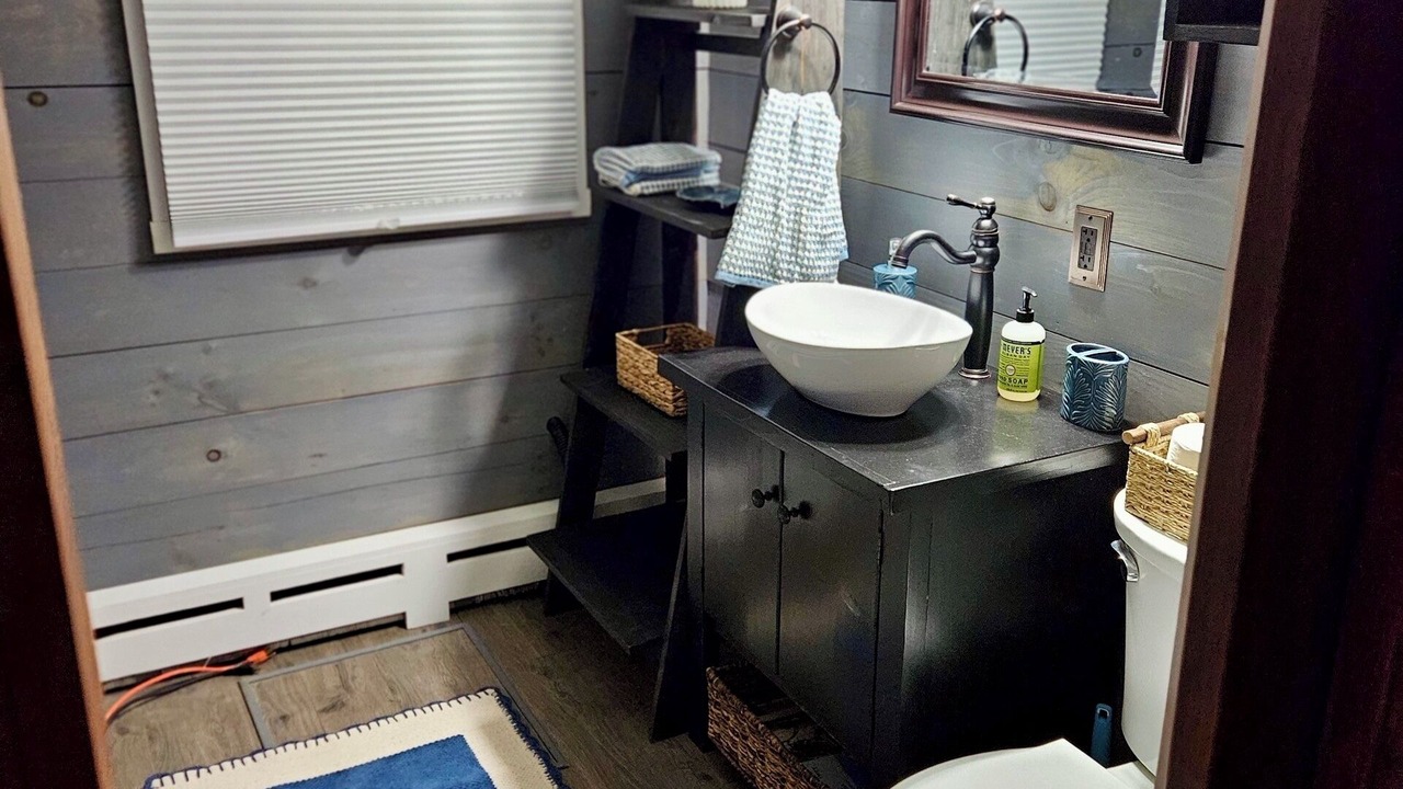 Photo of Bathroom in Cumberland Head