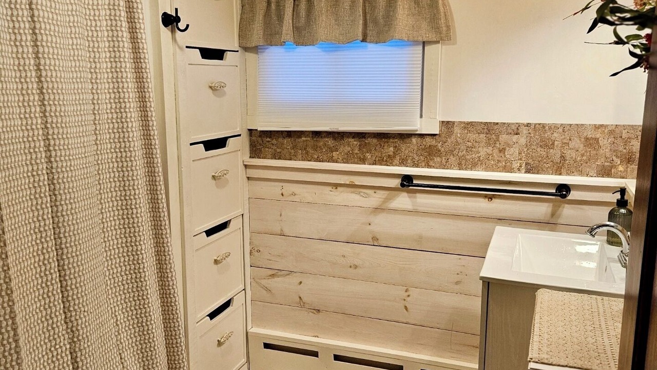 Photo of Bathroom in Cumberland Head