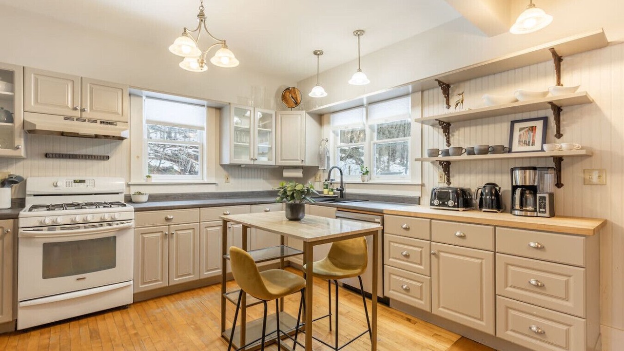 Photo of Kitchen in Bridgewater Corners