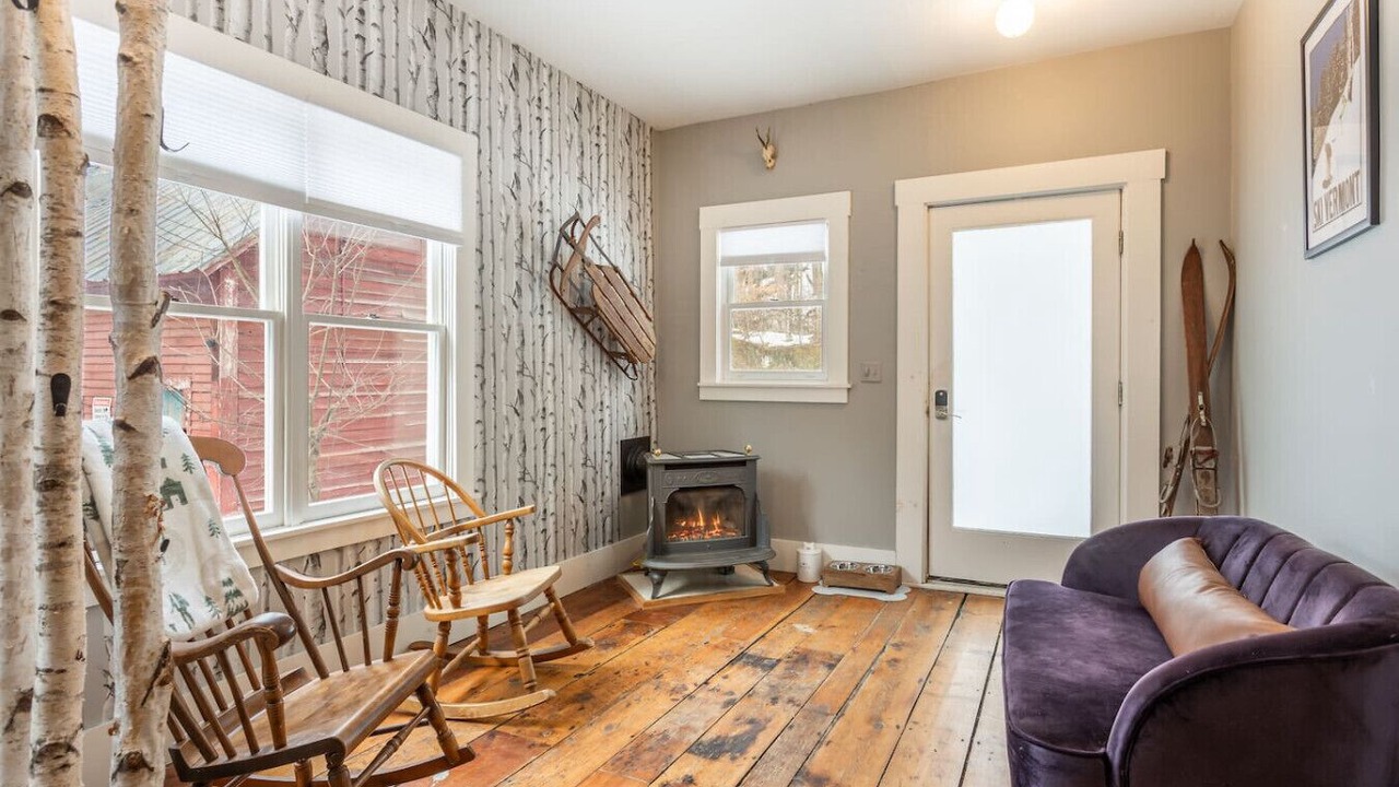Photo of Livingroom in Bridgewater Corners