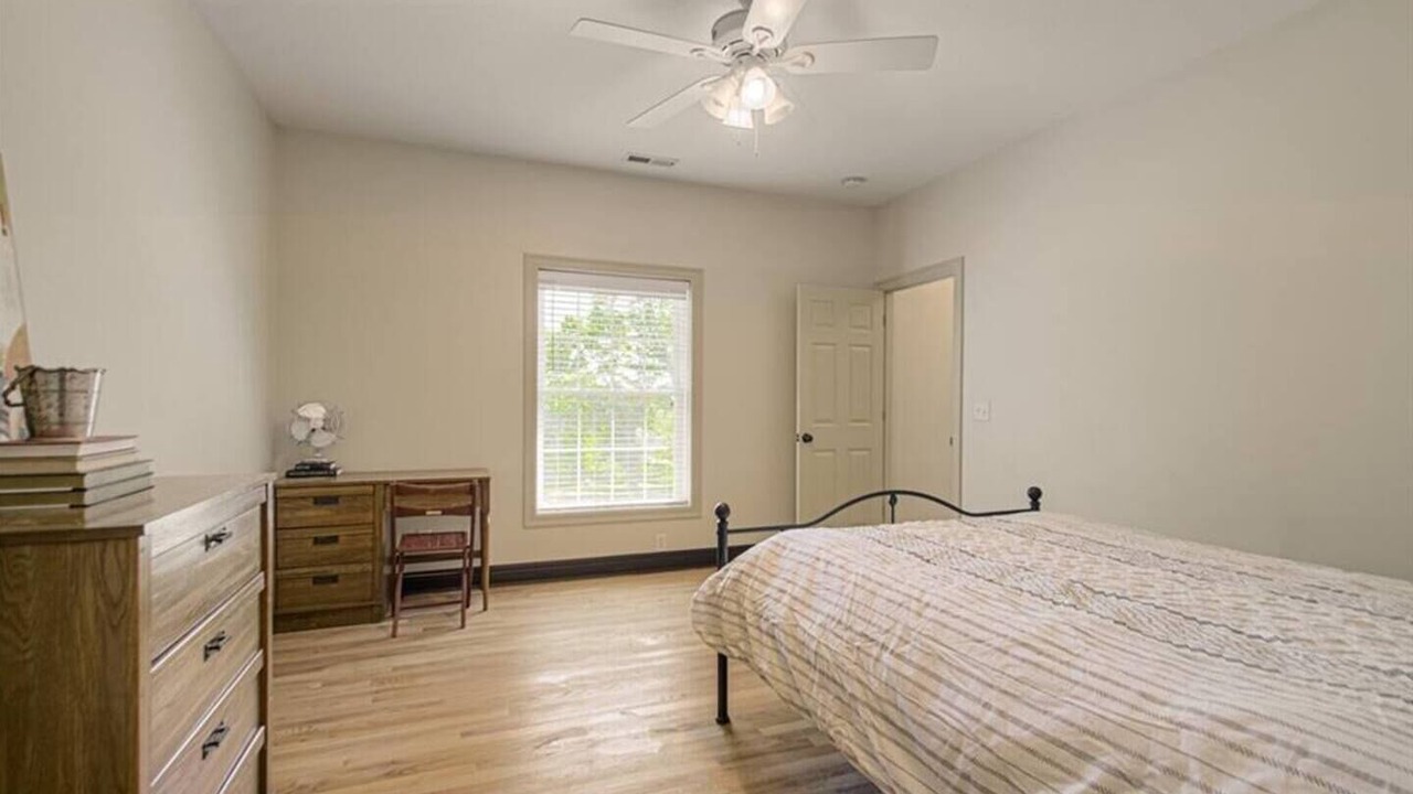 Photo of Bedroom in Liberty