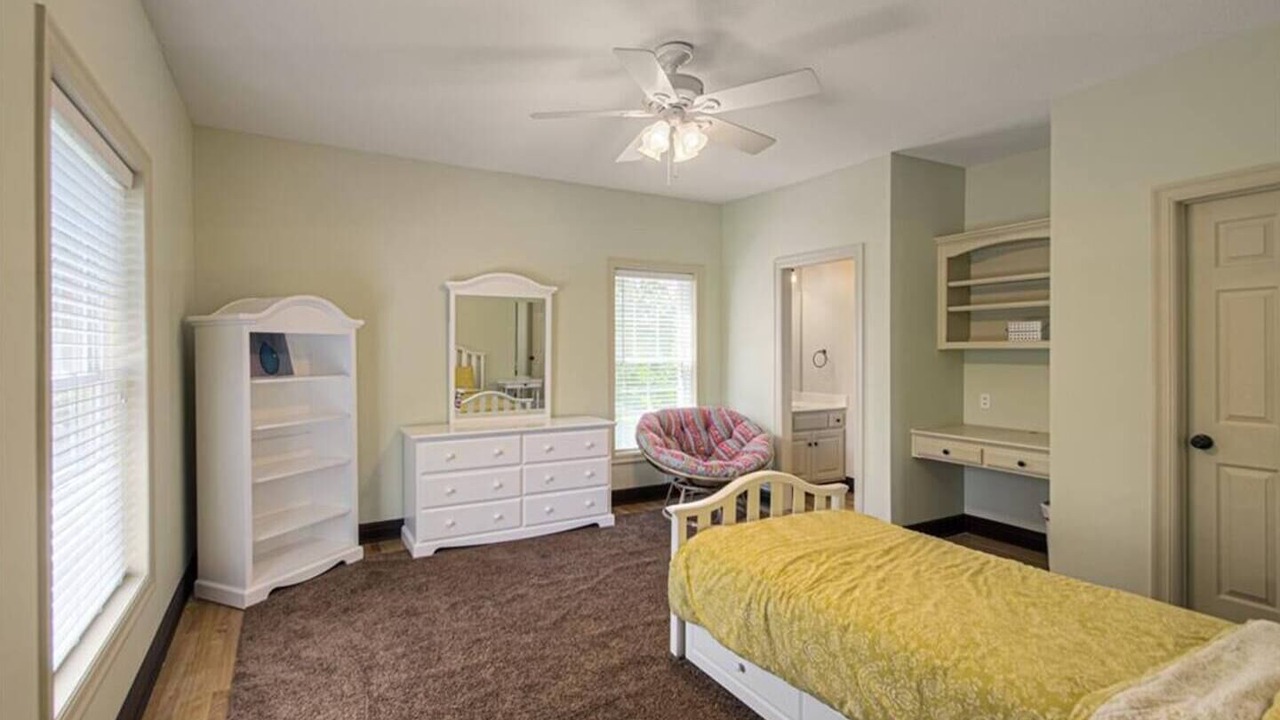 Photo of Bedroom in Liberty