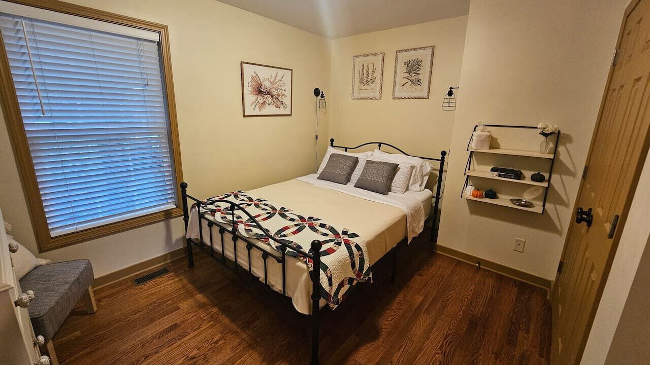 Photo of Bedroom in Liberty