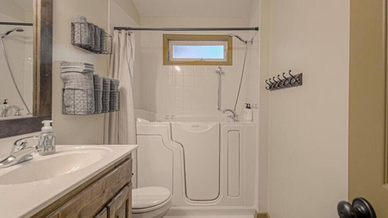 Photo of Bathroom in Liberty