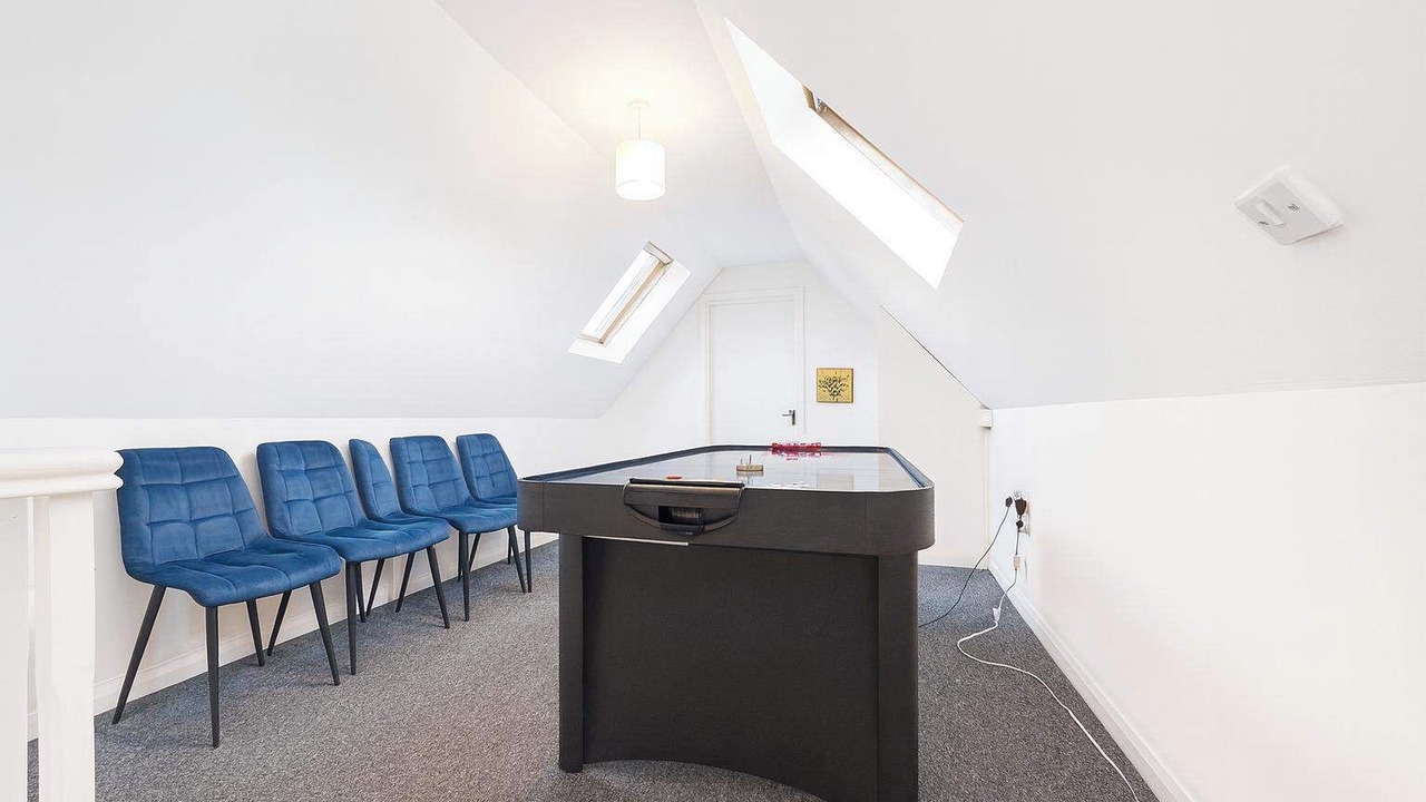 Photo of Others in High Wycombe