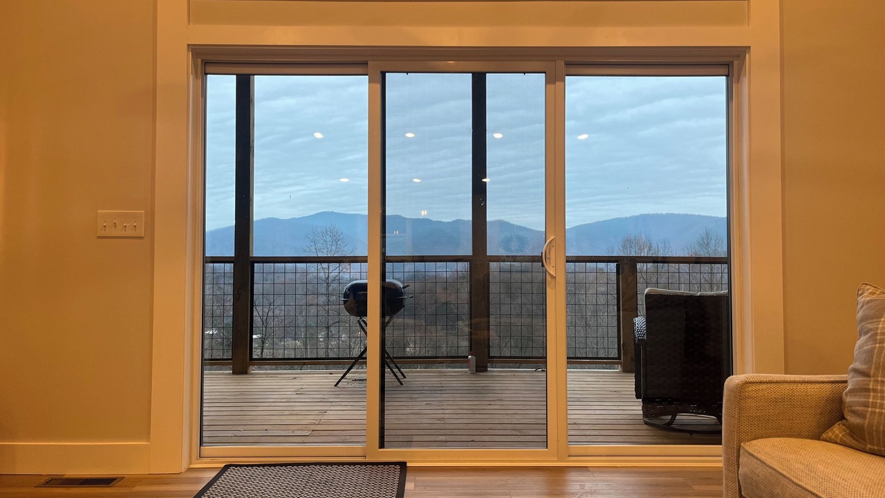 Photo of Livingroom in Cosby