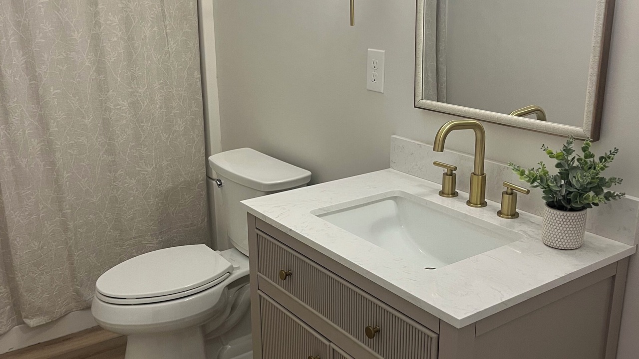 Photo of Bathroom in Cosby