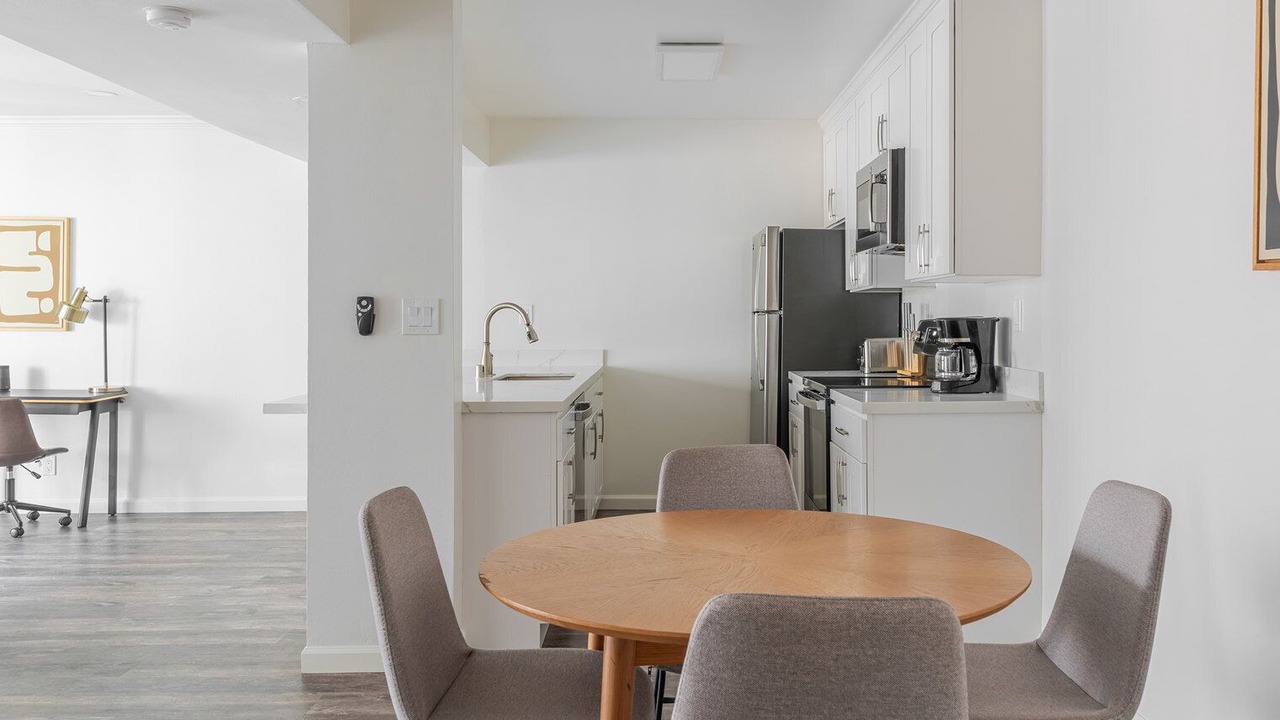 Photo of Kitchen in Edgewood Park