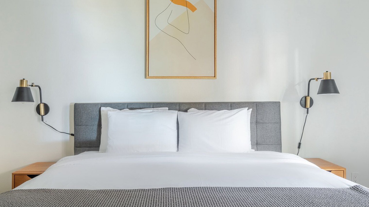 Photo of Bedroom in Edgewood Park