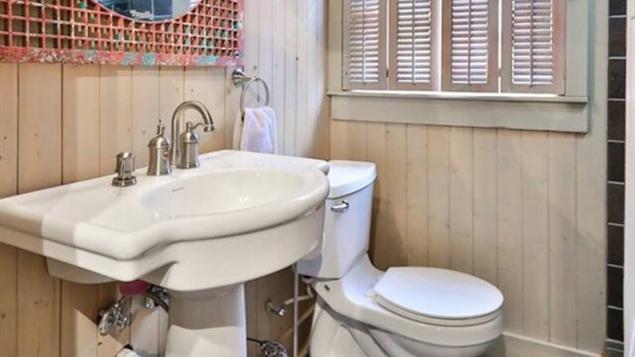 Photo of Bathroom in Sayles Blvd. Area