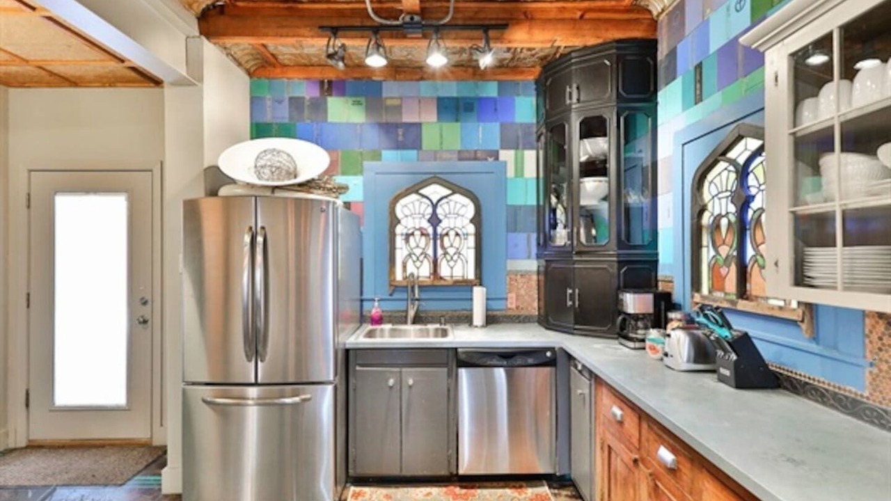 Photo of Kitchen in Sayles Blvd. Area