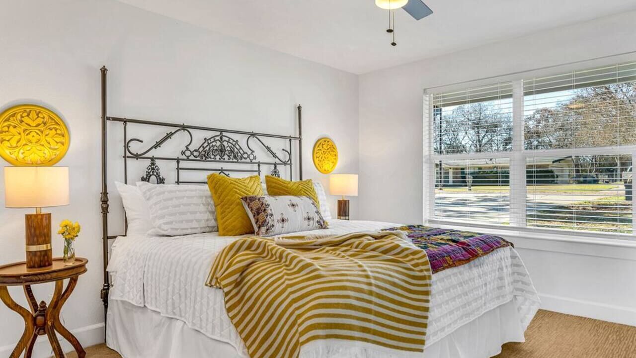 Photo of Bedroom in Wills Point