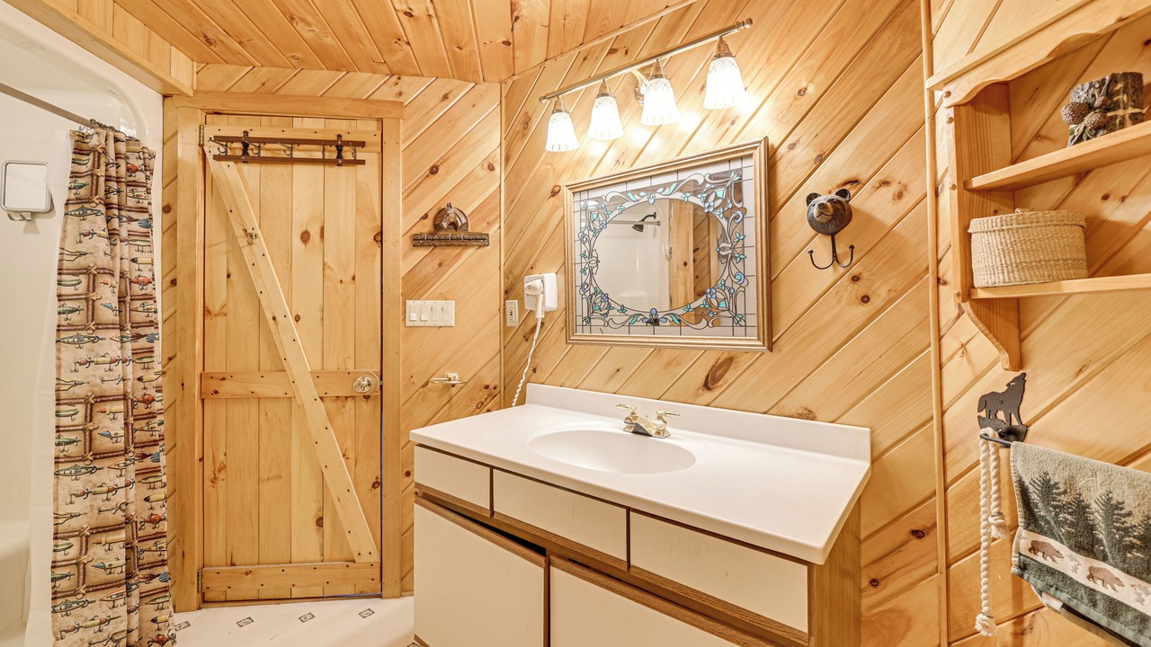Photo of Bathroom in Lake Luzerne