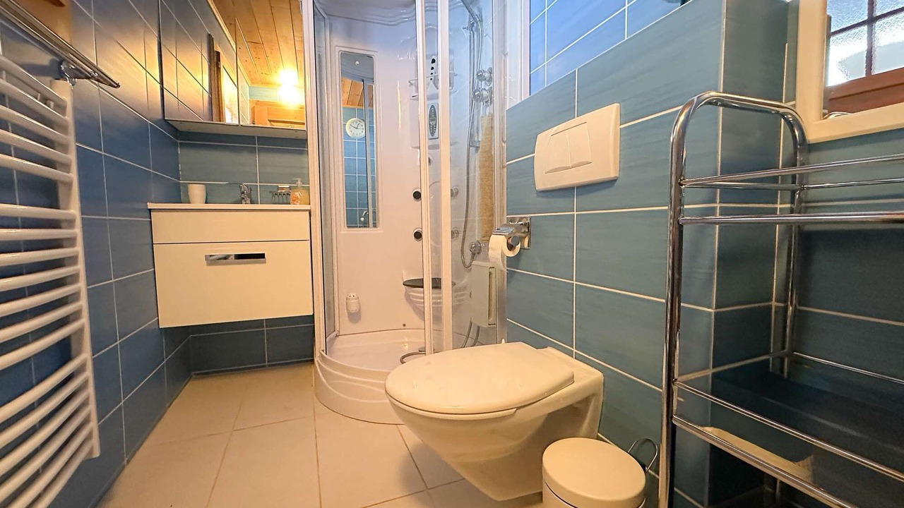 Photo of Bedroom in Liddes