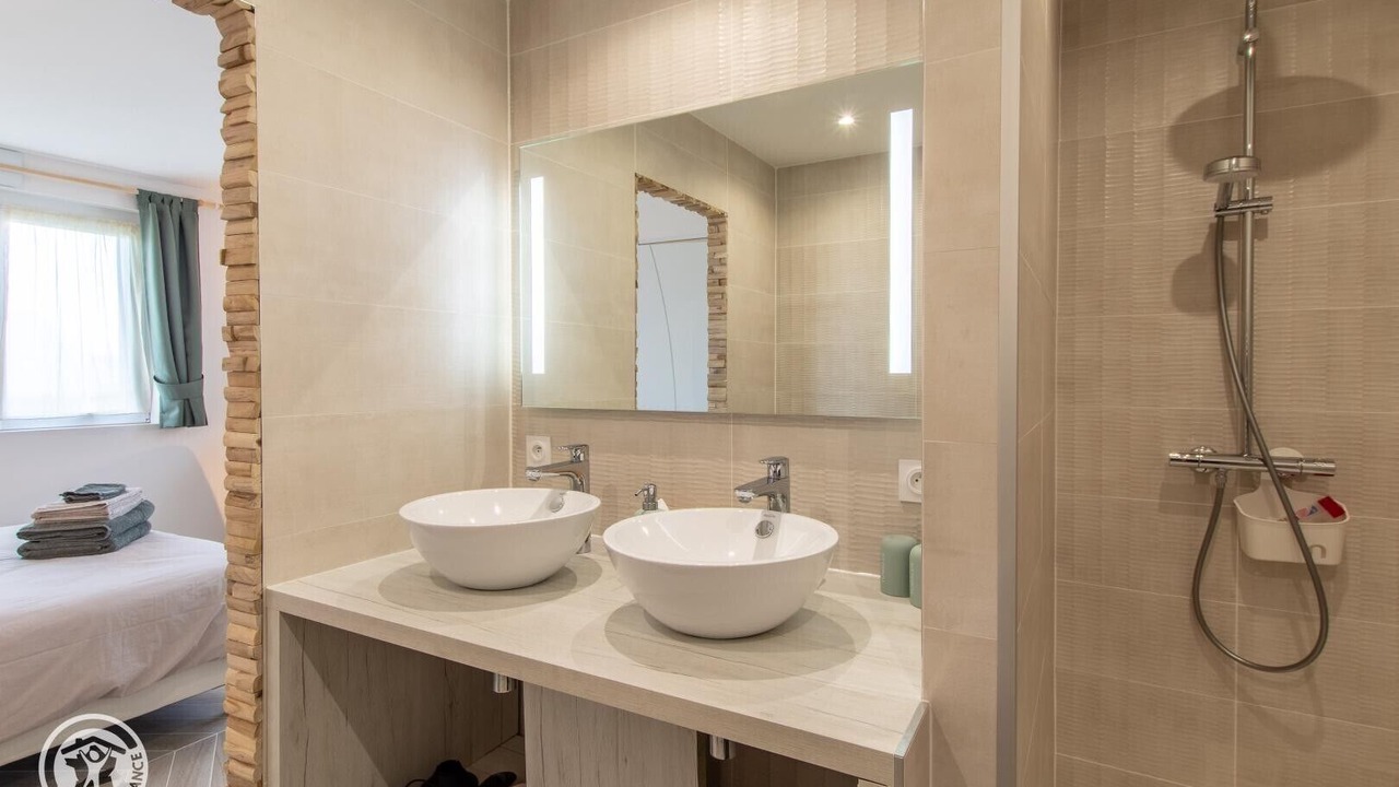 Photo of Bathroom in Seynod