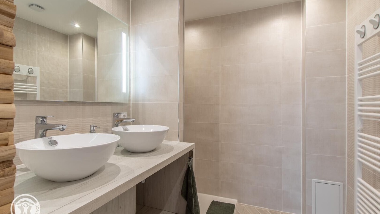 Photo of Bathroom in Seynod