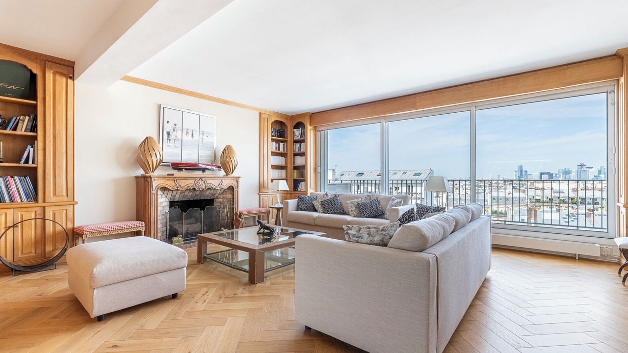 Photo of Livingroom in 16th Arrondissement