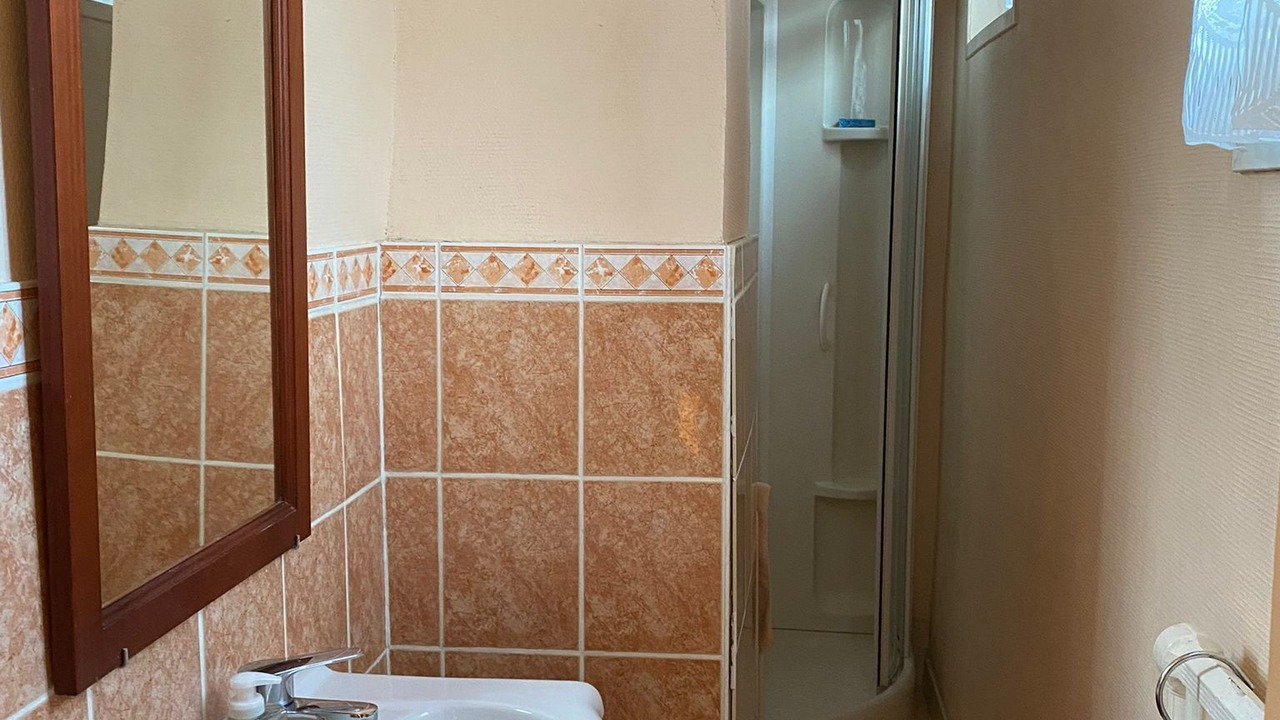 Photo of Bathroom in Le Neubourg