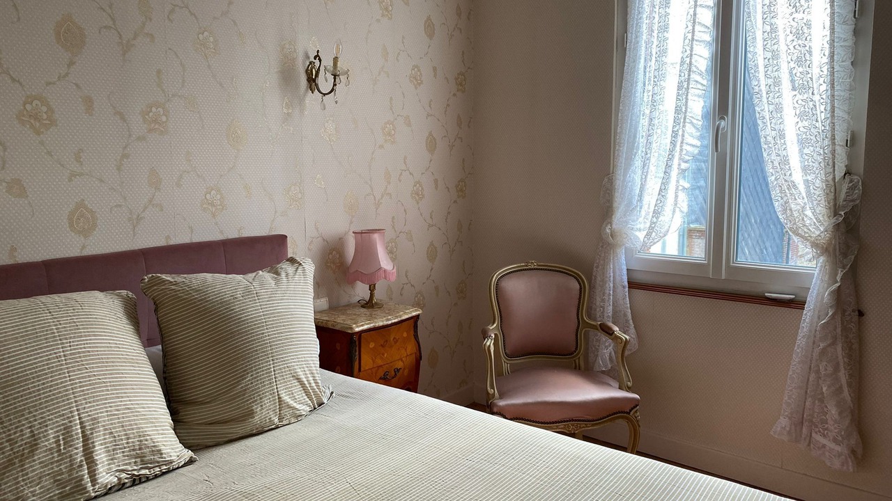 Photo of Bedroom in Le Neubourg
