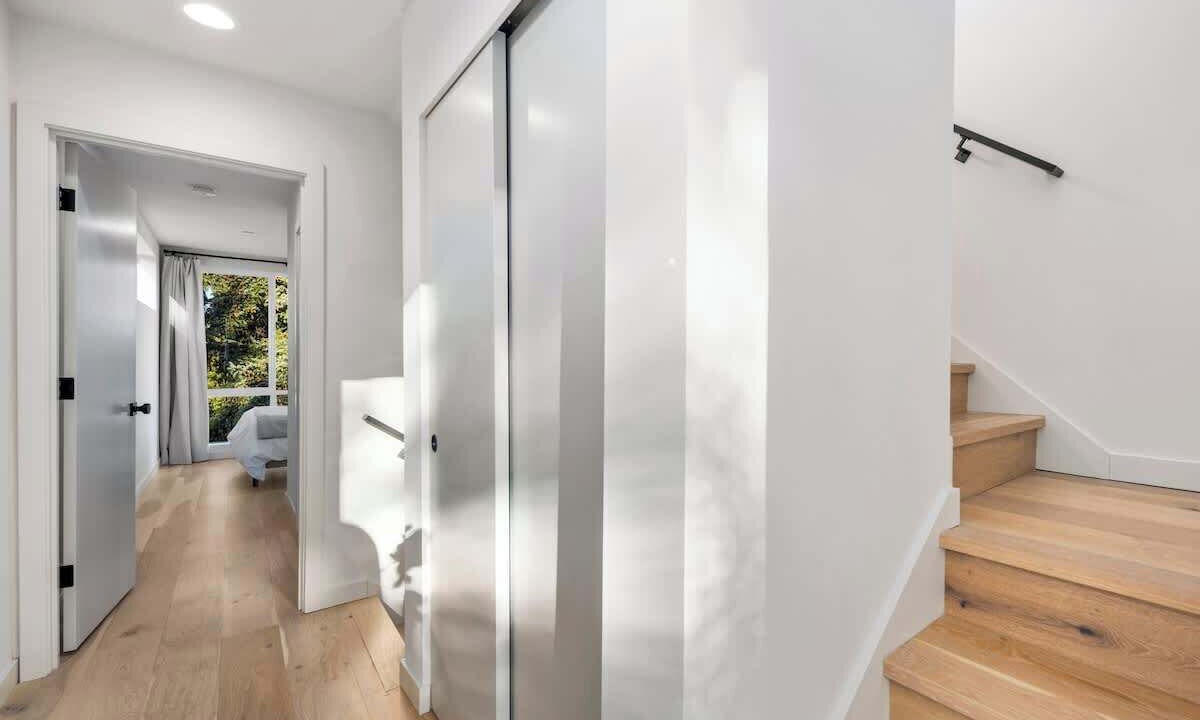 Photo of Others in North Beacon Hill