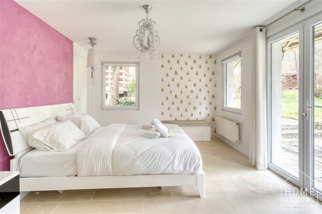 Photo of Bedroom in Arbonne-la-Foret