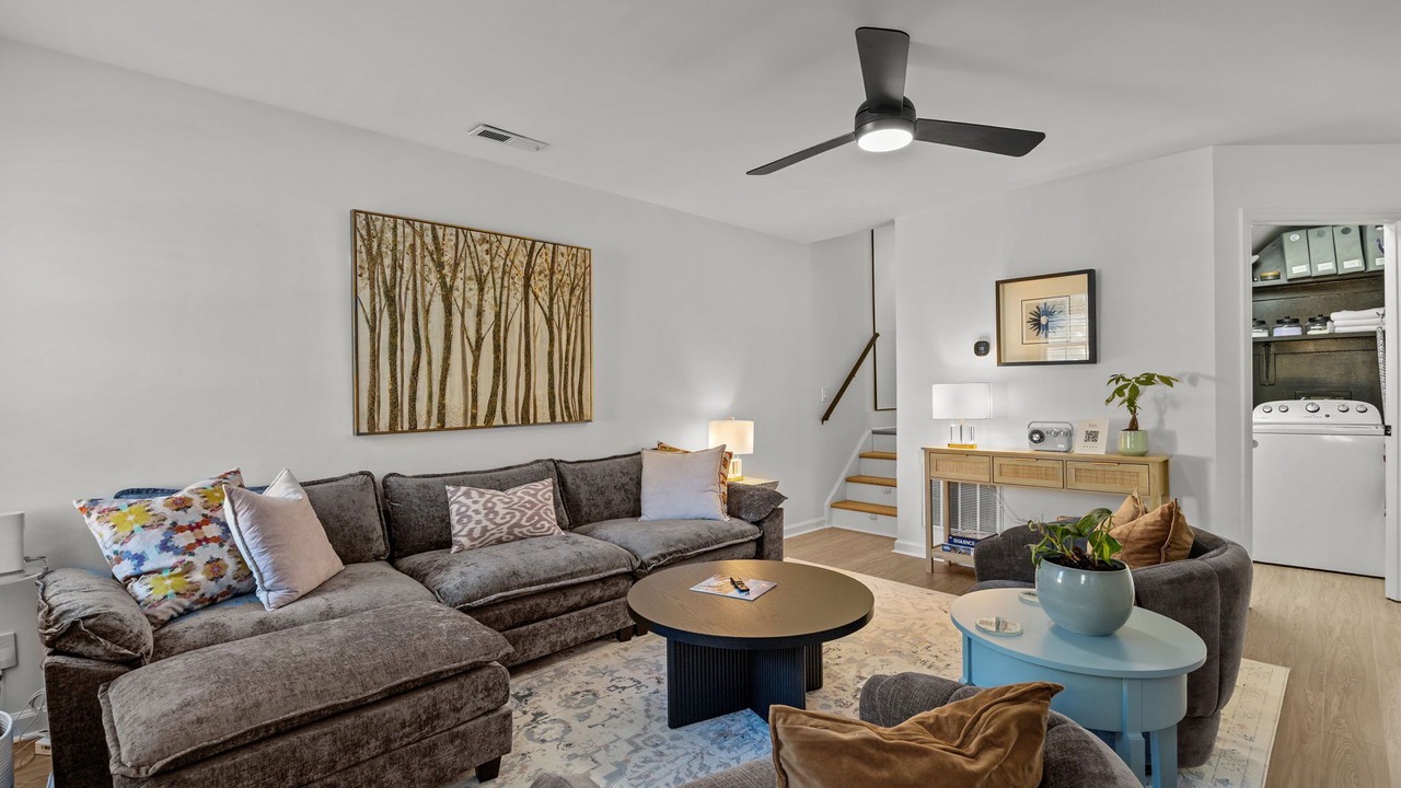 Photo of Livingroom in University Park