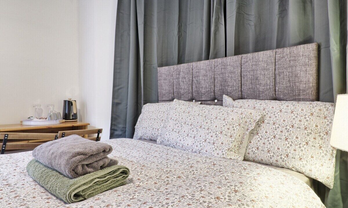 Photo of Bedroom in Westcliff-on-Sea