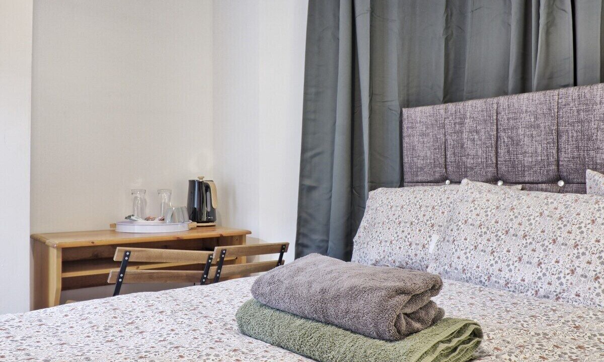 Photo of Bedroom in Westcliff-on-Sea