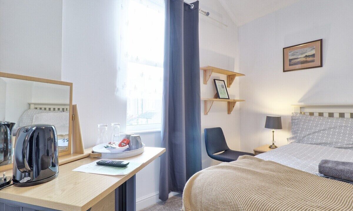 Photo of Bedroom in Westcliff-on-Sea