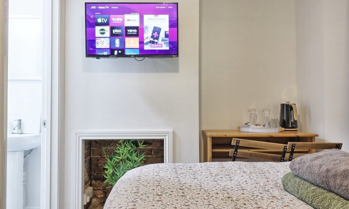 Photo of Bedroom in Westcliff-on-Sea