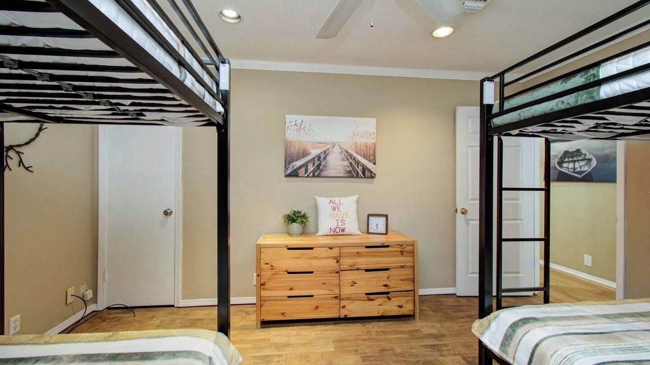 Photo of Bedroom in Barrett