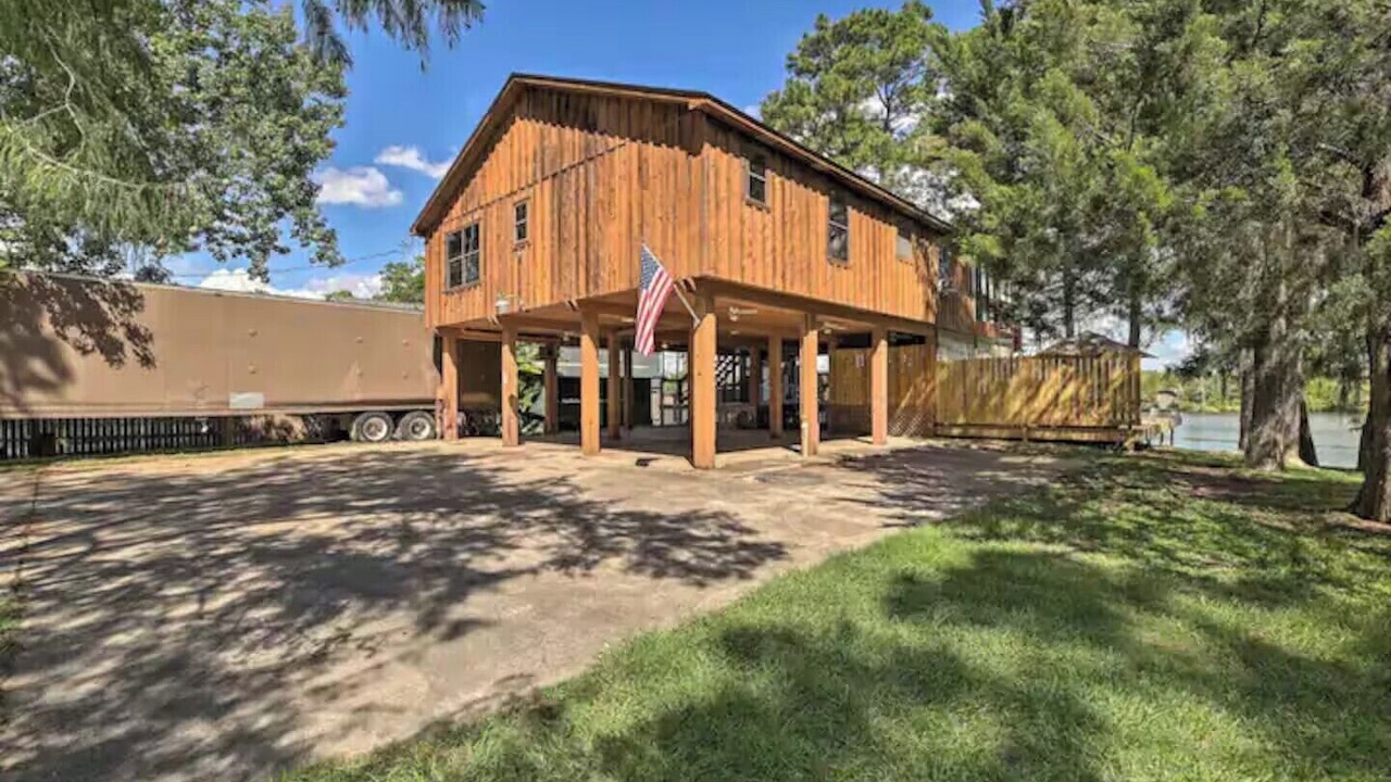 Photo of Outdoor in Barrett