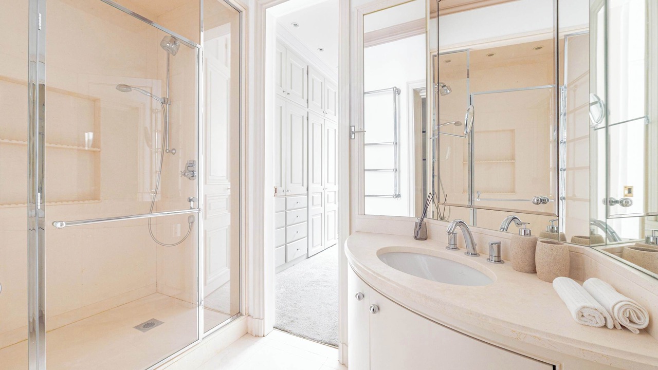 Photo of Bathroom in Champs-Elysees