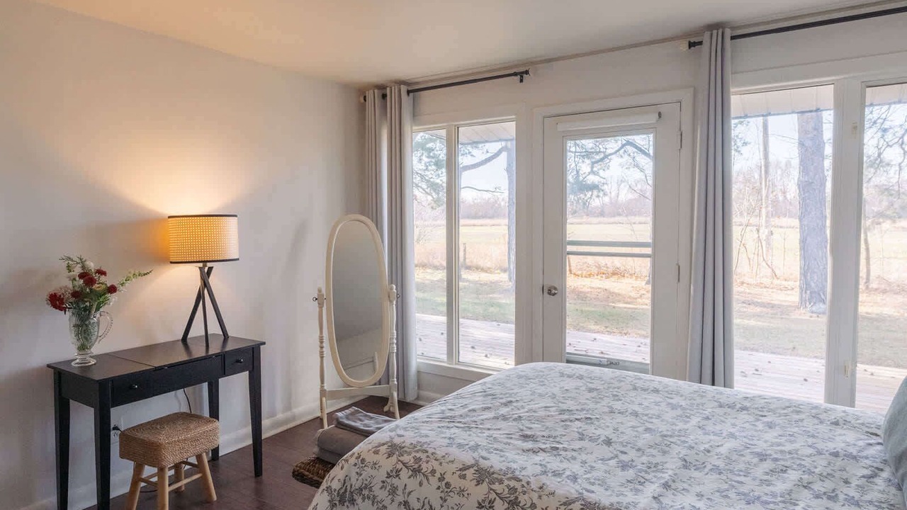 Photo of Bedroom in Picton