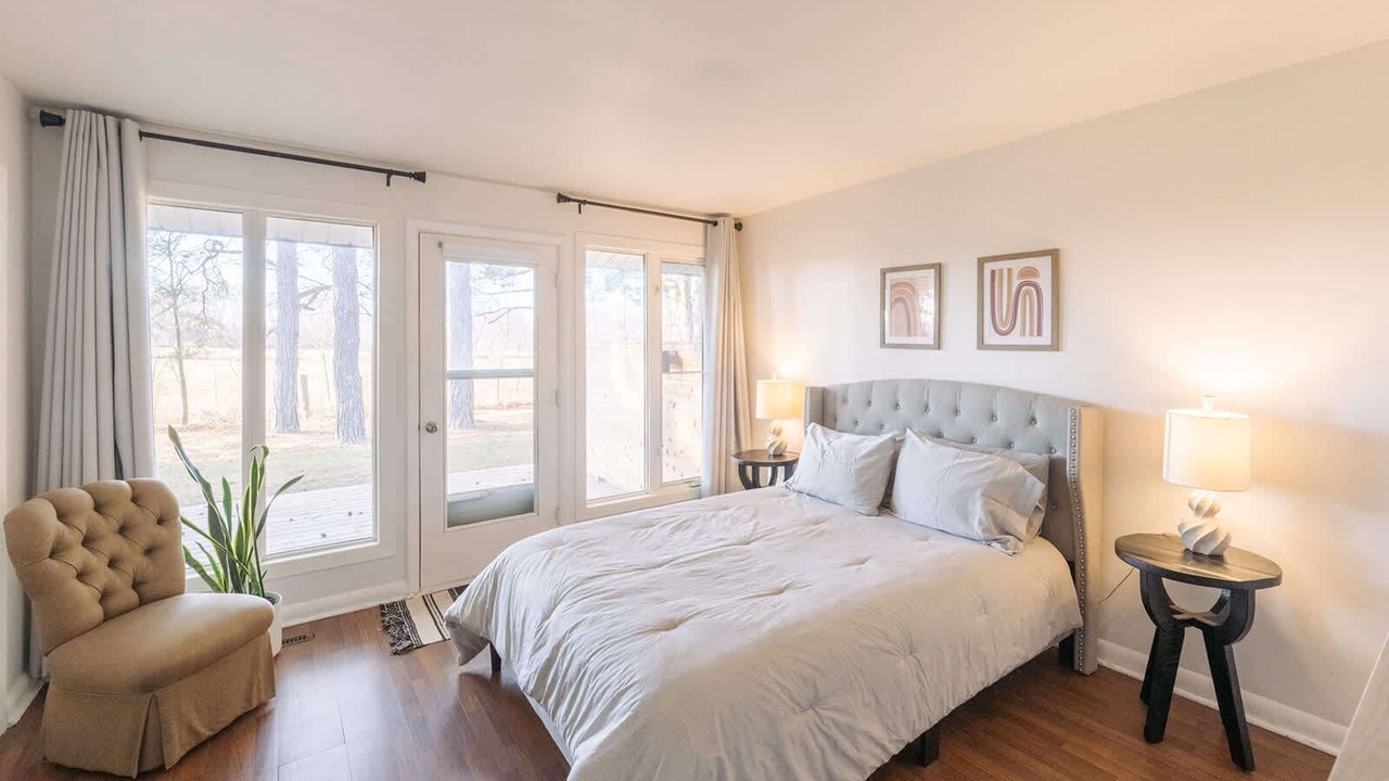 Photo of Bedroom in Picton