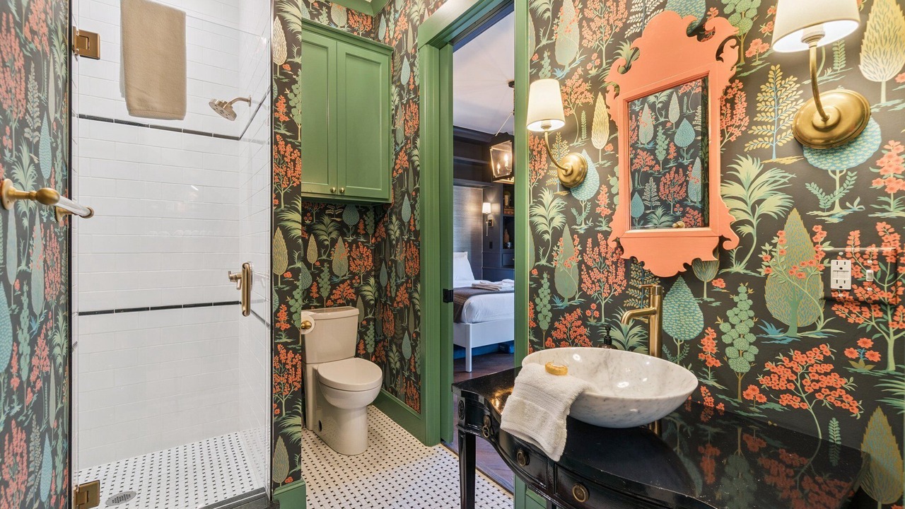 Photo of Bathroom in Eufaula