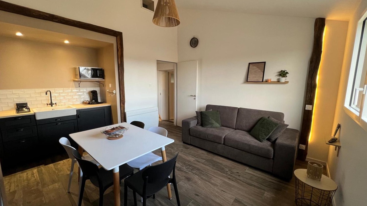 Photo of Livingroom in Montfaucon-Montigne