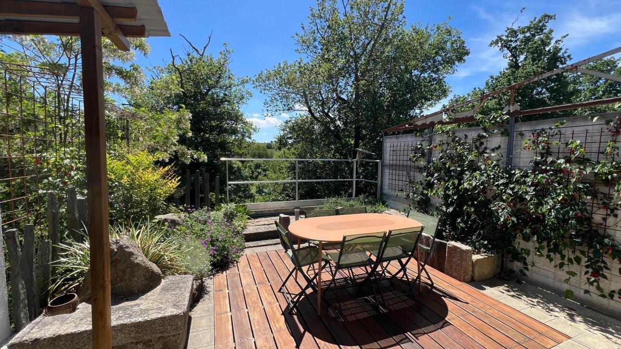 Photo of Outdoor in Montfaucon-Montigne