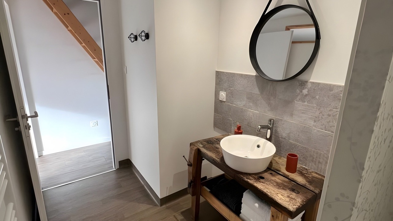 Photo of Bathroom in Montfaucon-Montigne