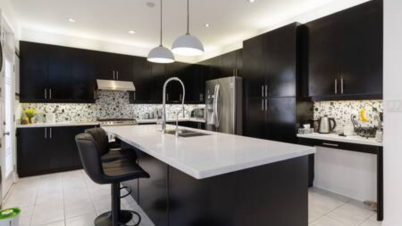 Photo of Kitchen in Halton Regional Municipality