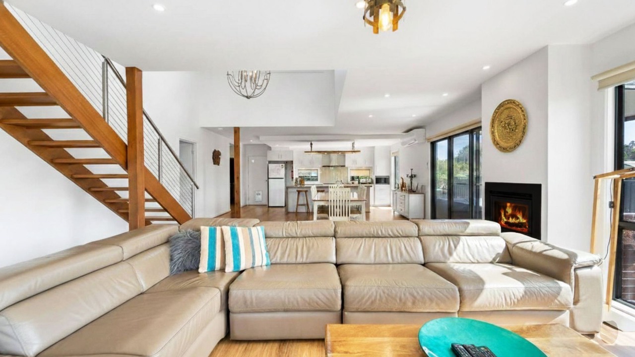 Photo of Livingroom in Eaglehawk