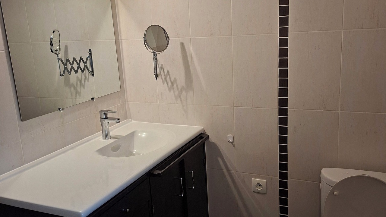 Photo of Bathroom in Miribel-Lanchatre
