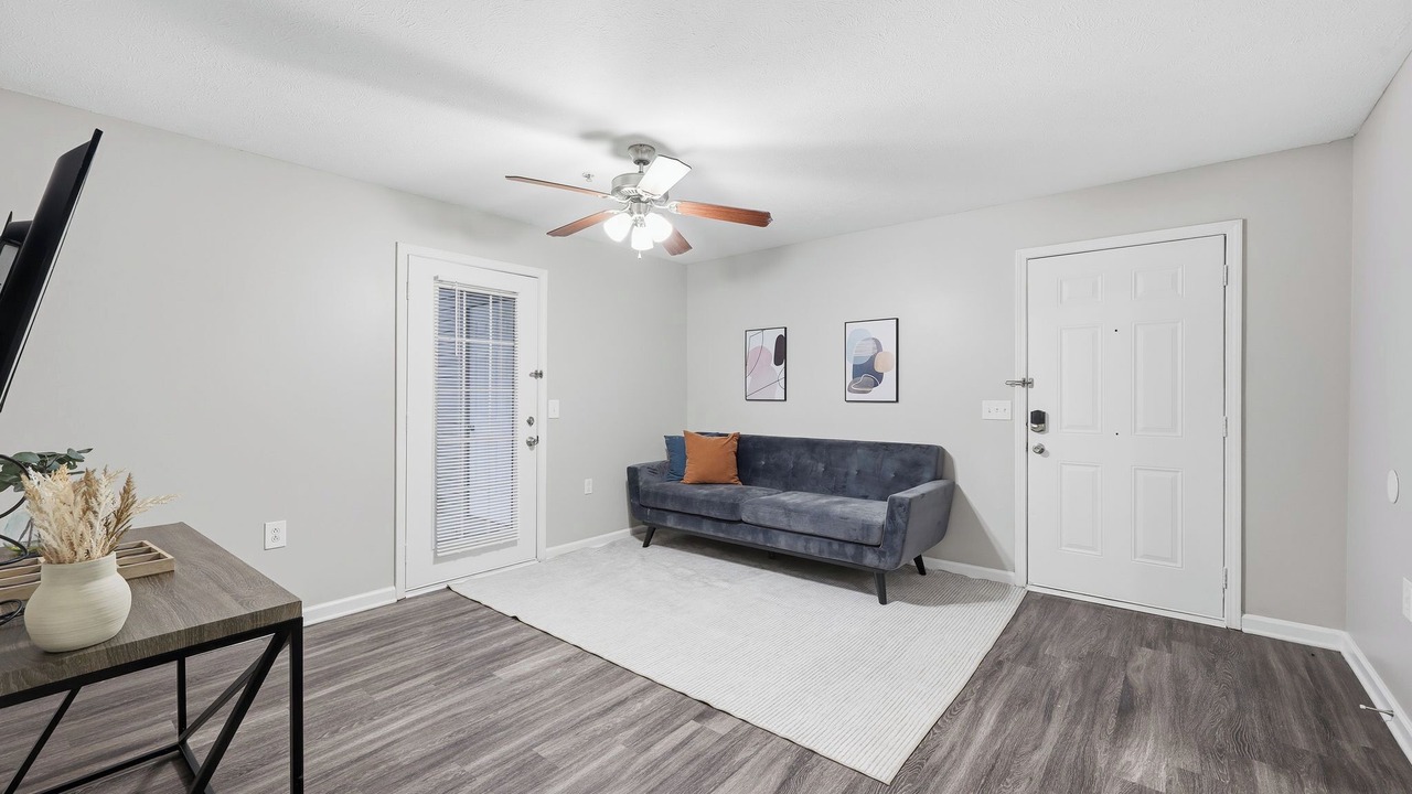 Photo of Livingroom in Clarksville